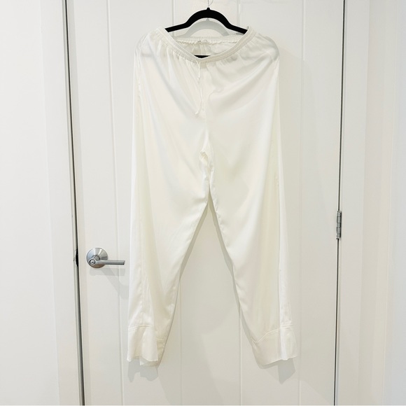 Zara "SATIN EFFECT" Matching Set Shirt and Pants in White (S/M) - Picture 6 of 9